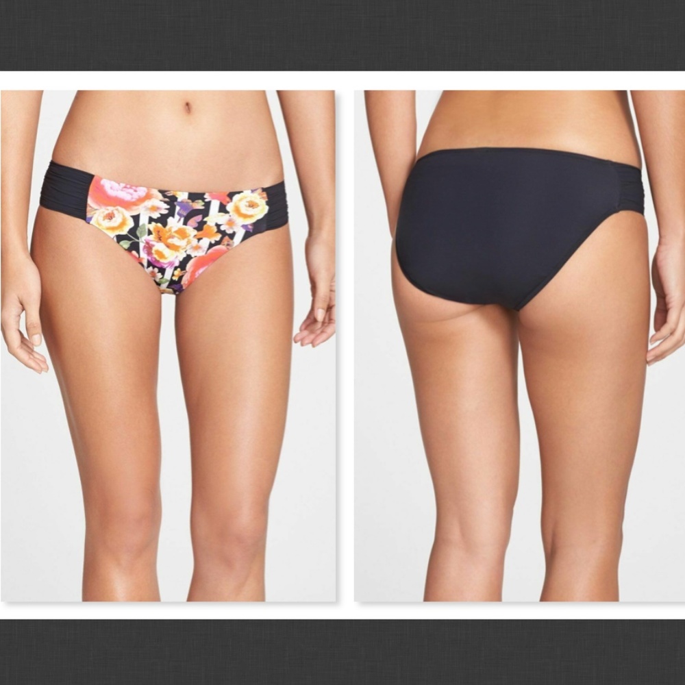 Seafolly 'Romeo Rose' Ruched Side Retro Bikini Bottoms Size 6 US/ 10 AUS